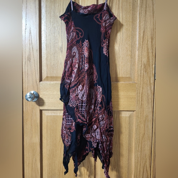 Semi formal dress - Picture 5 of 9